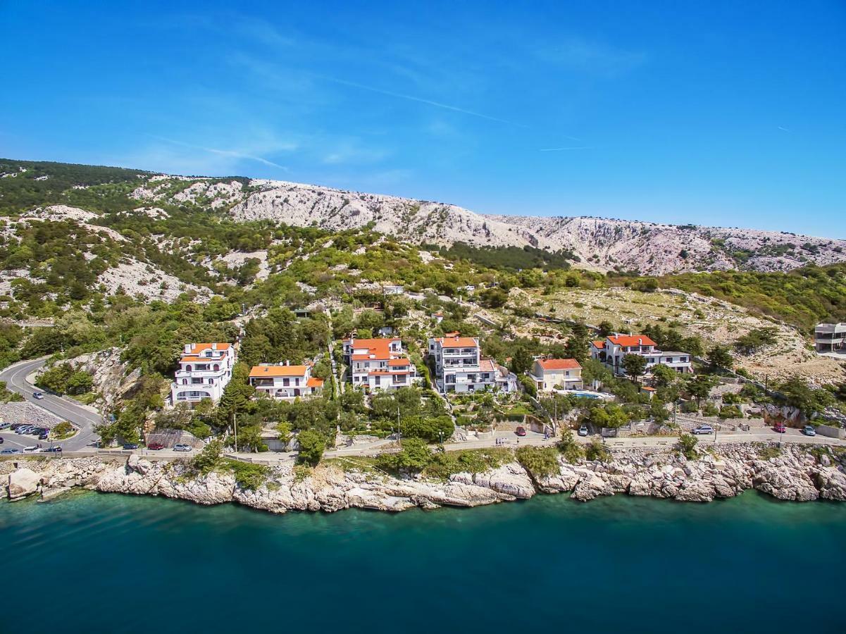 Apartments Kricin II Baška Exteriör bild