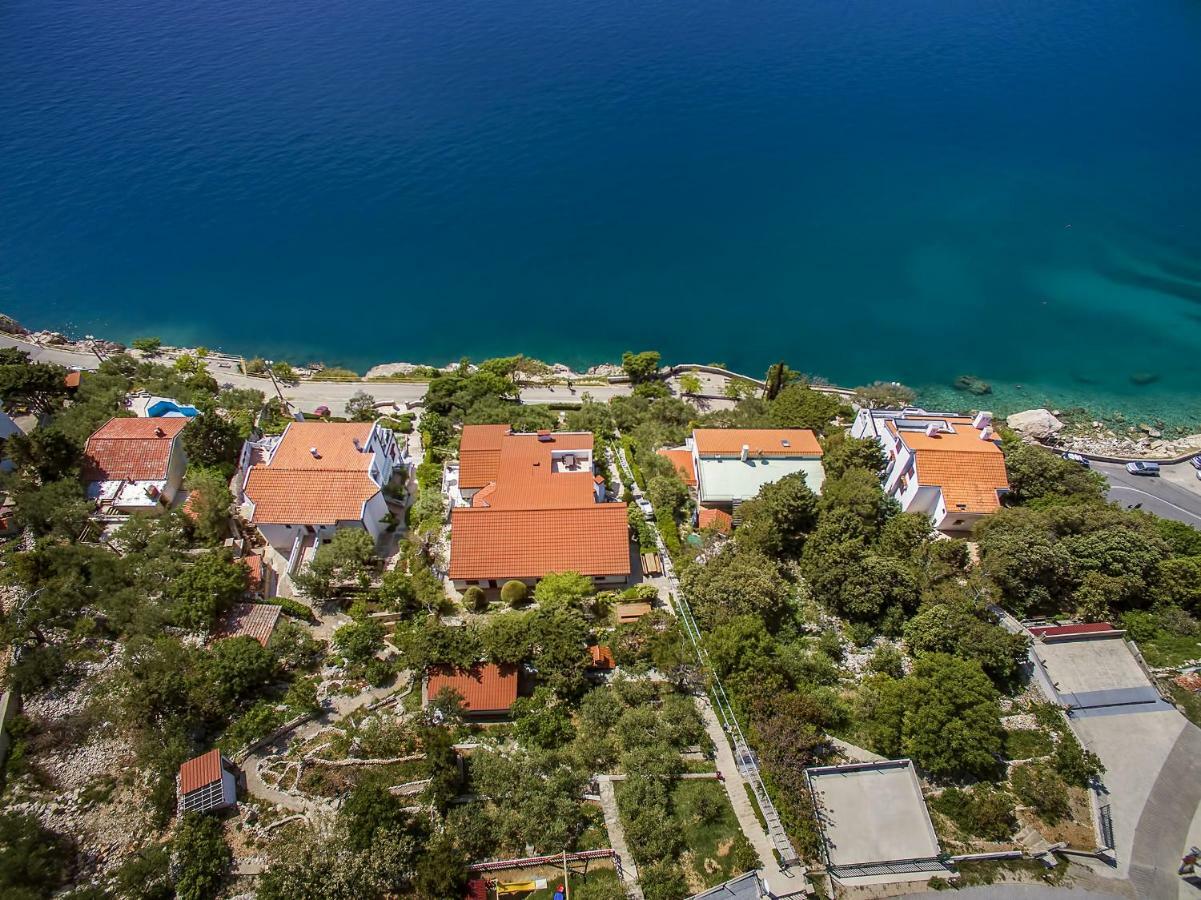Apartments Kricin II Baška Exteriör bild